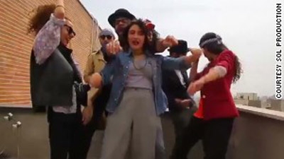 'Happy' video dancers, but not director, freed in Iran, group says