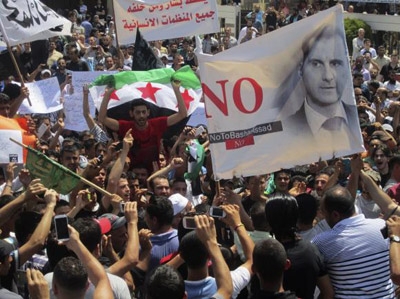 Lebanon says Syrians who return will lose refugee status