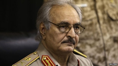 Gen Khalifa Haftar: Libya bomb targets home near Benghazi