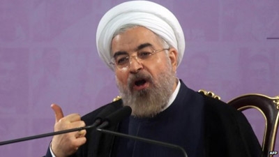 Iraq conflict: Iran's Rouhani 'ready to help'