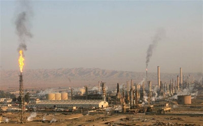 Turkish energy minister warns of risks amid Iraq refinery battle