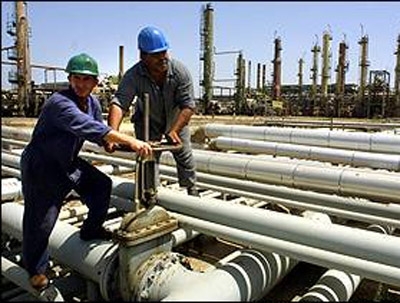 Iraqi Kurds say will sue Baghdad if it blocks oil sales