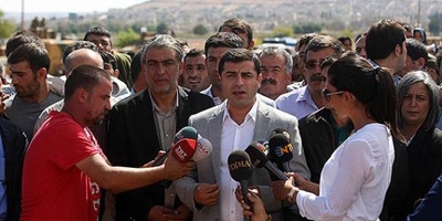 Demirtaş visits Kobani, urges Turkey to join Kurds' fight against ISIL