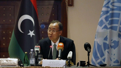 In surprise Libya trip, U.N. chief calls for halt to fighting