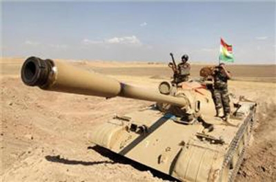 ISIL pounded as Iraqi and Kurd forces advance
