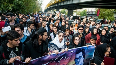 Iranian pop idol’s funeral draws massive crowds in Tehran