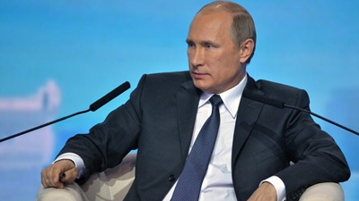 Putin Says US Wants to Subdue Russia