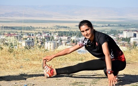 Werzişvana Kurd ji bo bibe şampiyona cîhanî şev û roj dixebite