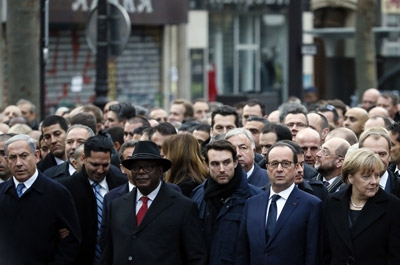 Huge crowds attend Paris unity rally