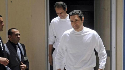 Sons of Egypt's Mubarak leave Cairo prison