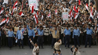 UN envoy says Yemen on brink of civil war