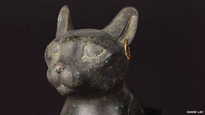 Egyptian bronze cat sells for £52,000 at auction