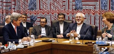 Political drama plays out in public in Iran