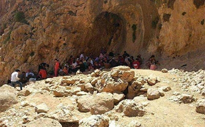 Yezidi Kurds struggle to locate loved ones in mass graves