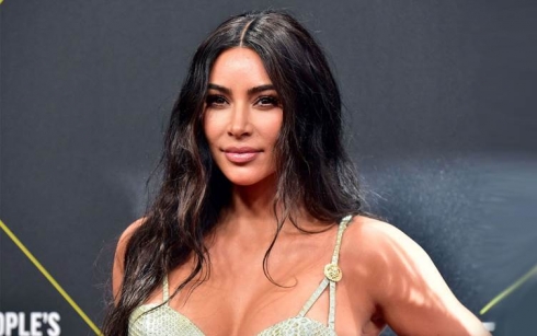 Kim Kardashian milyonek dolar weke alîkarê dide Ermenistanê