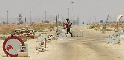 IS suicide bombers kill four at Iraq-Jordan crossing