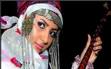 Hunermenda kurd a Xorasanê Yelda Ebasî li Dêrsimê konsert da
