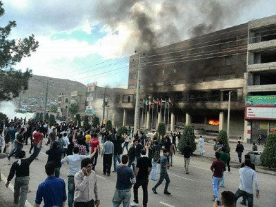 Hotel torched, tear gas in streets of Iran's Mahabad