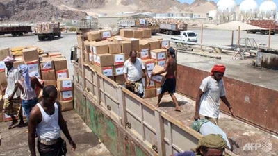 Aid shipment reaches Yemen's conflict-hit Aden