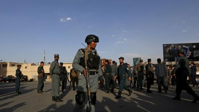 Afghan Official: 19 Police, 7 Soldiers Dead in Ongoing Siege