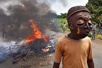 Demonstrator shot dead as protests spread outside Burundi capital