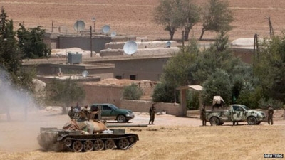 Islamic State conflict: Syrian Kurds 'encircle Tal Abyad'