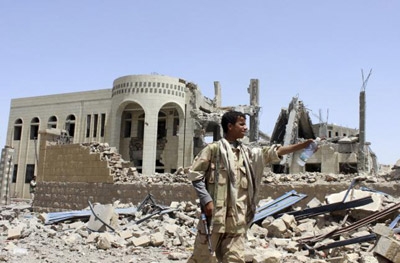 An Arab coalition airstrike in Yemen has severely damaged a UN compound