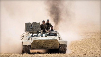  ISIS fighters stage surprise attack on key Syrian border town 