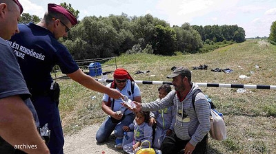 Hungary’s parliament approves ‘anti-migrant’ border fence