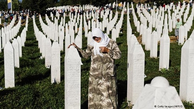 Srebrenica memorial ceremony ends in disarray