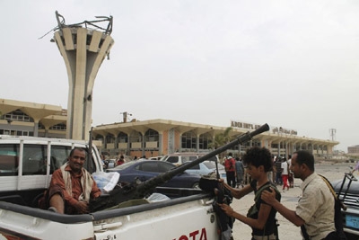 Yemen Troops Push Shiite Rebels out of Aden Areas