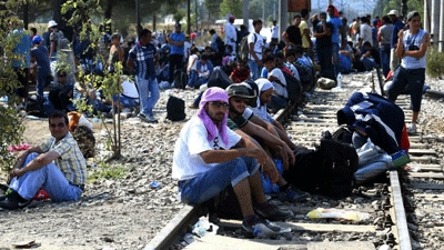 Macedonia declares state of emergency over refugee crisis