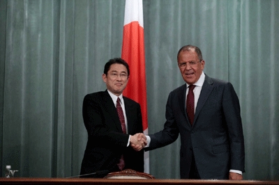Russia and Japan to Continue Discussions on Peace Treaty