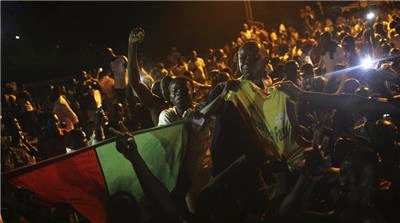 Burkina Faso coup leader vows to abide by truce 