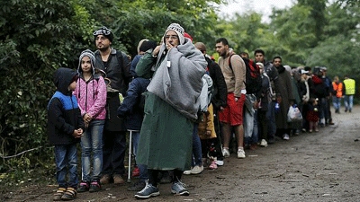 Migrants: Croatia says no need to close border