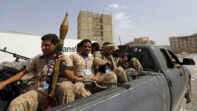 Yemen conflict: Iranian boat 'carrying weapons' seized
