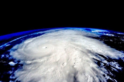 Massive storm Patricia spares cities as it slams into Mexico's Pacific coast