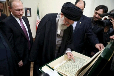 Iran leader hosts Putin, says U.S. policies threaten Tehran, Moscow 