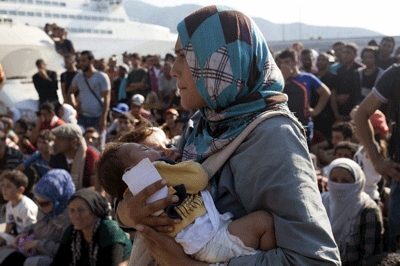 Greece seeks EU help with refugees and migrants