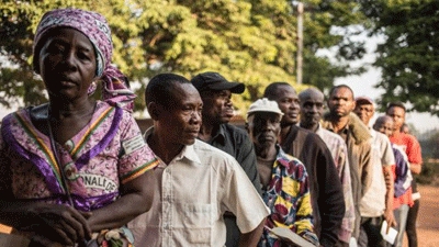 Fighting erupts during crucial Central African Republic referendum