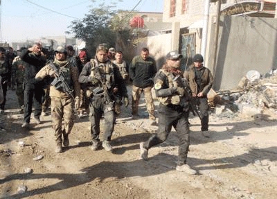 Iraqi forces extend control in Ramadi, rescue civilians