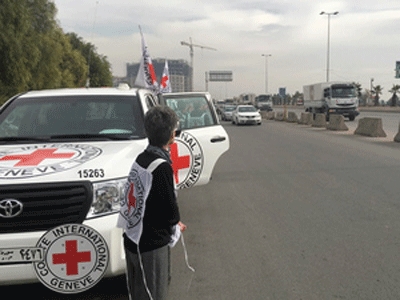 First aid trucks enter hunger-stricken Syrian town of Madaya