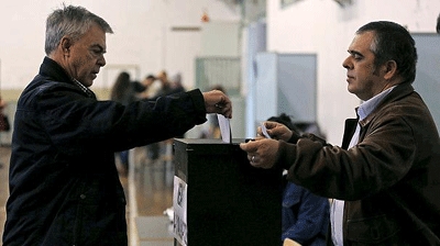 Portugal picks a new president amid turbulent political times