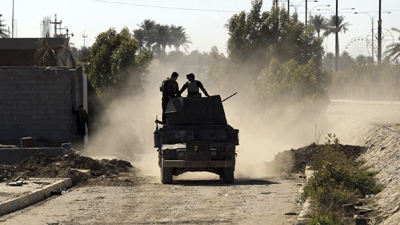 ISIL suicide bomber kills Iraqi troops near Ramadi