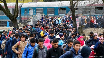 Austria sets migrant cap, throws up border controls