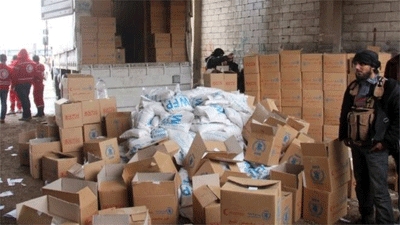 Syrian conflict: UN first air drop delivers aid to Deir al-Zour