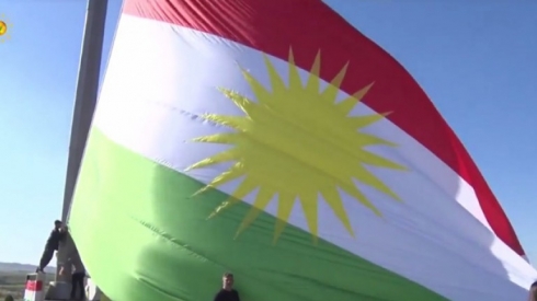 Bilindtirîn alaya Kurdistanê hat hildan