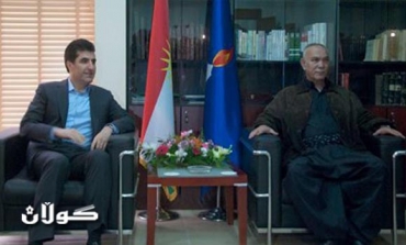 Nechervan Barzani and Mustafa Nushirwan discuss the formation of the new government.