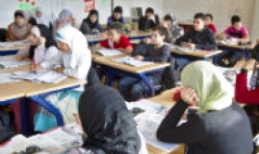 Brîtanya: Zarok li dibistanên islamî hînî kîn û kuştinê dibin