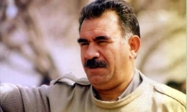 Rayedarên dewleta Turkiyê bi Ocalan re hevdîtin pêk anîn